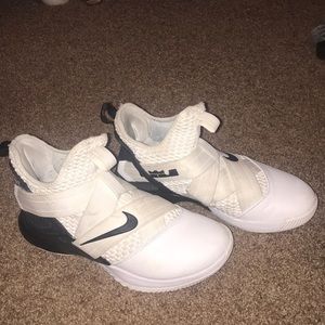 Nike LeBron Soldier XII (men’s fit)